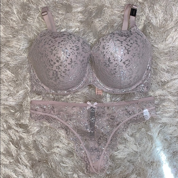 Victoria's Secret Other - NWT vs 34DDD/M